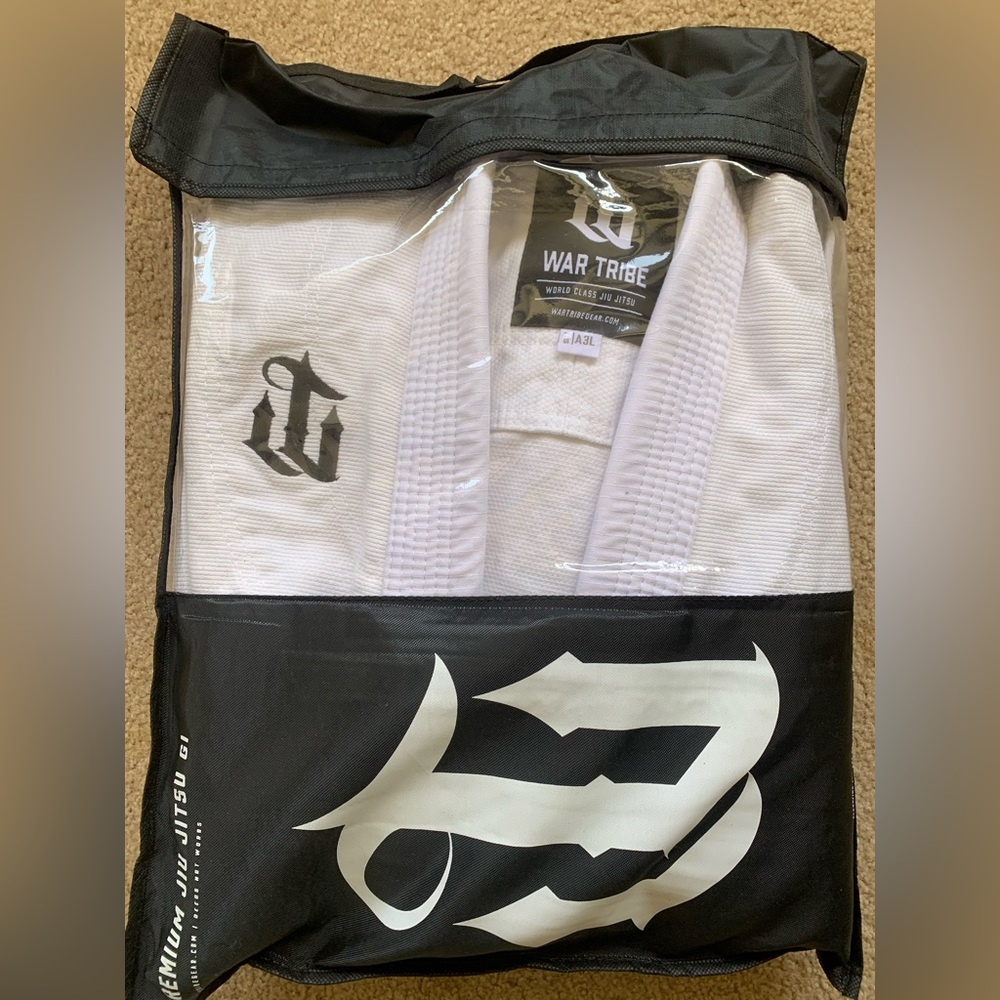 Wartribe Jiu Jitsu Gi. This will fit a sin person that is 6’2 or 6’3 perfectly.